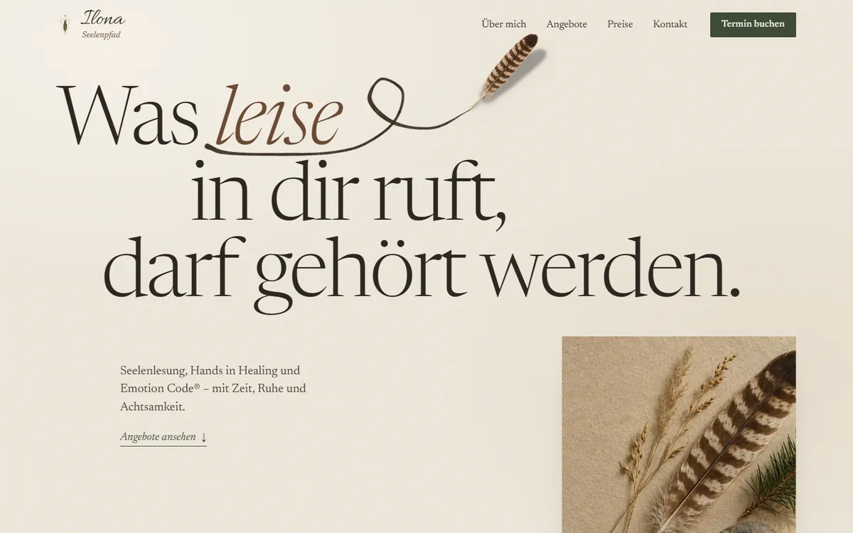 Entwurf 2 für Seelenpfad: helles Papier, Feder, dunkle Serifenschrift